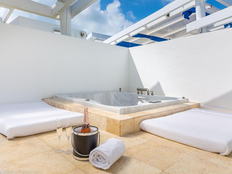 Sbv Luxury Ocean Hotel Suites image