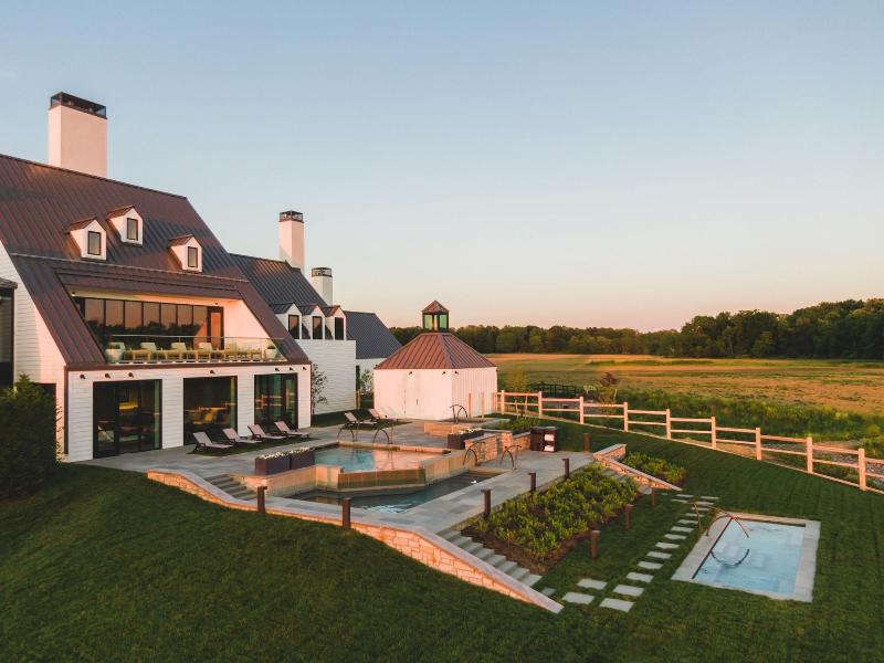 Inns Of Aurora Resort Spa image