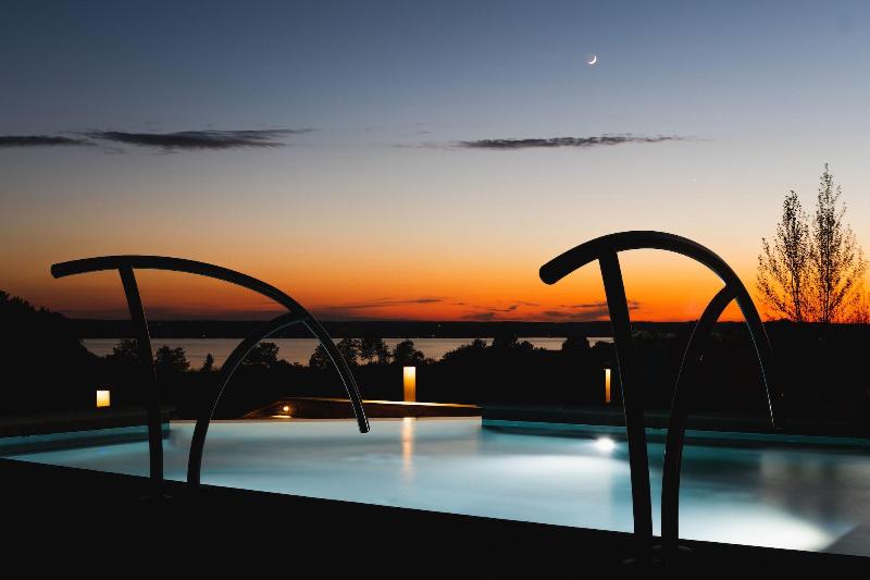 Inns Of Aurora Resort Spa image