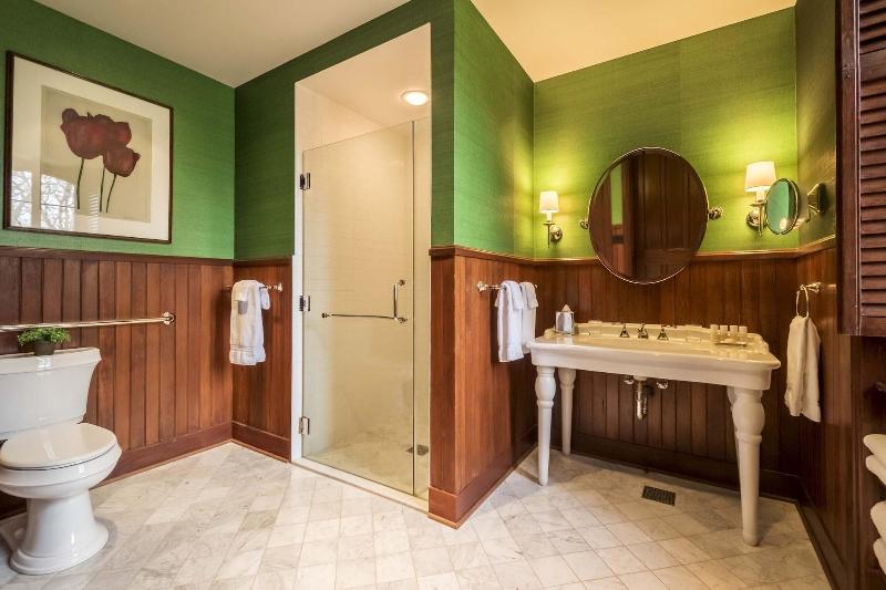 Inns Of Aurora Resort Spa image