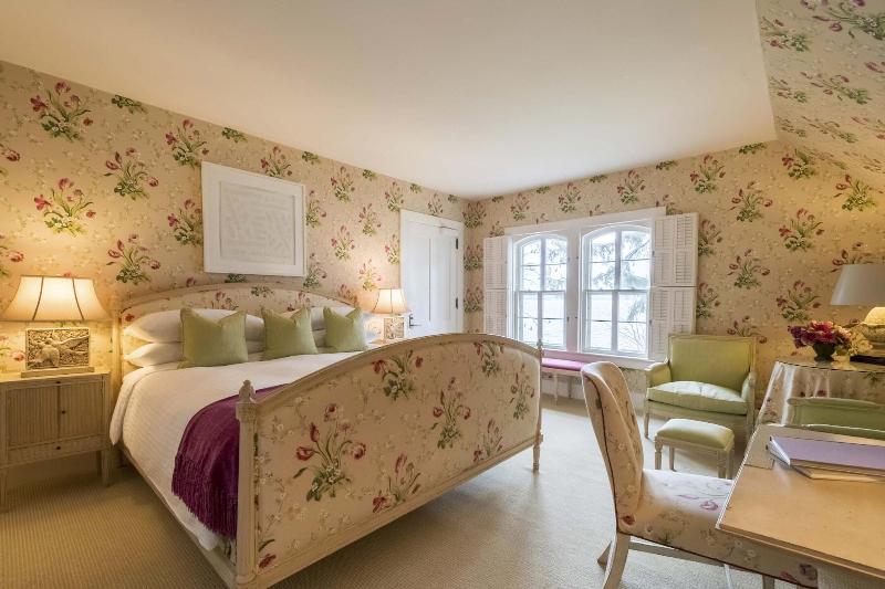 Inns Of Aurora Resort Spa image