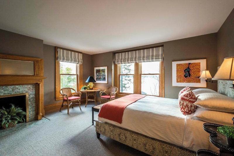 Inns Of Aurora Resort Spa image