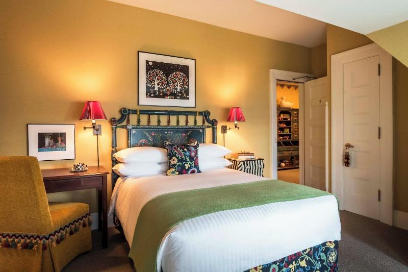 Inns Of Aurora Resort Spa image