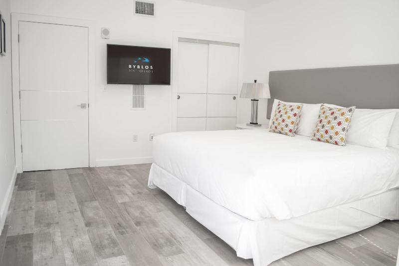 Sobe Lux image