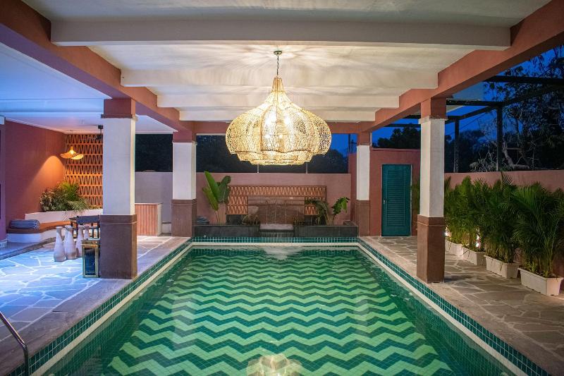 Casa Blanca Lakecity image