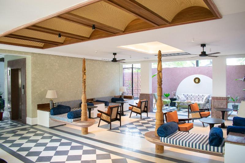 Casa Blanca Lakecity image