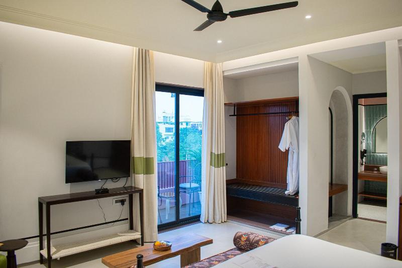 Casa Blanca Lakecity image