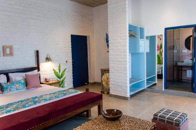 Casa Blanca Lakecity image