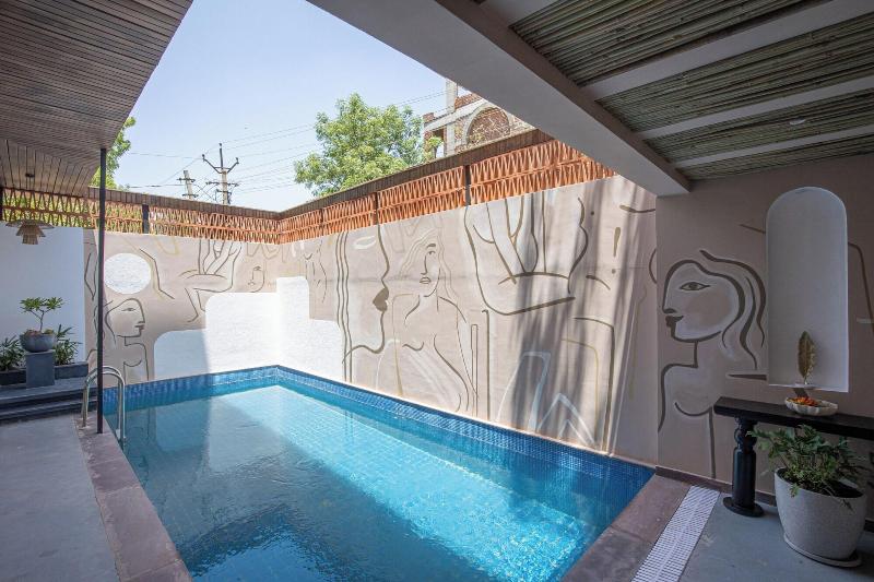Casa Blanca Lakecity image