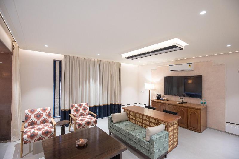 Casa Blanca Lakecity image