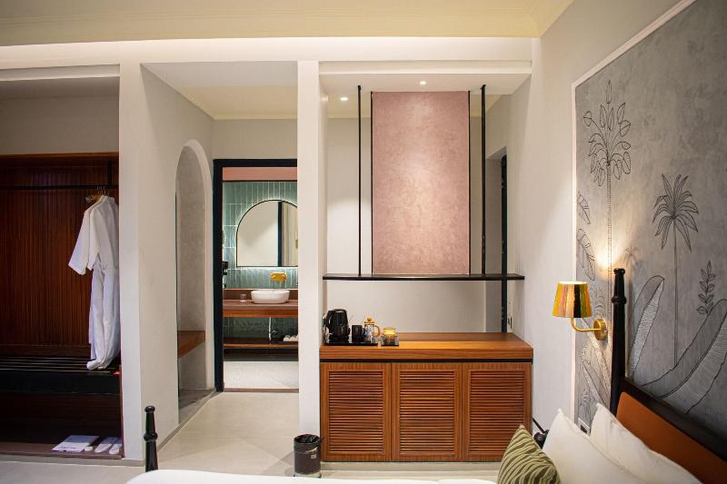 Casa Blanca Lakecity image