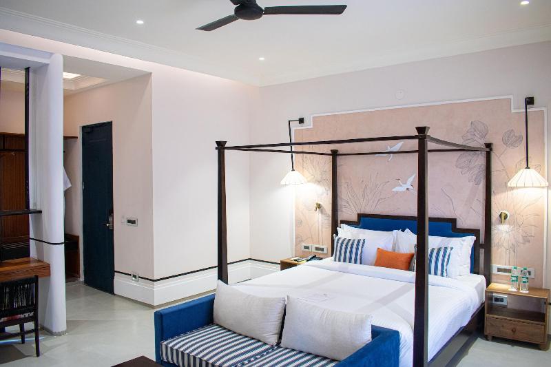 Casa Blanca Lakecity image