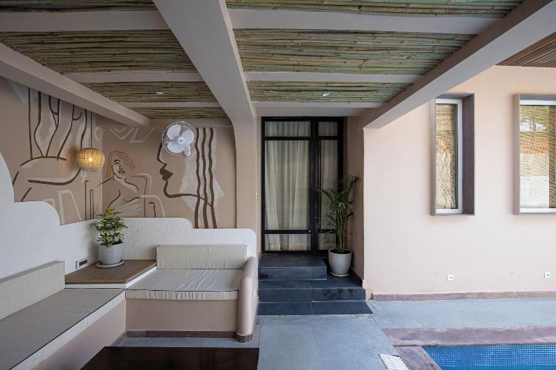 Casa Blanca Lakecity image