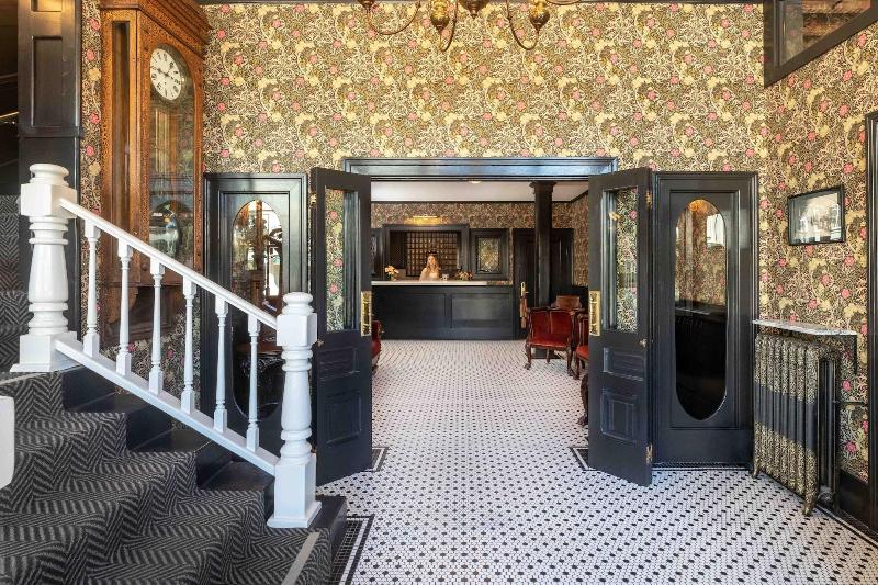 National Exchange Hotel image