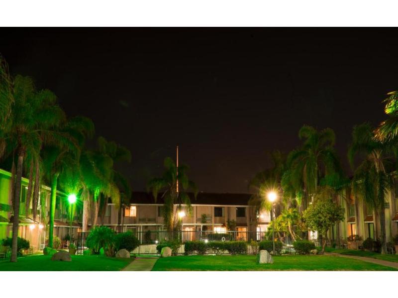 Motel 6 Anaheim Hills, CA image