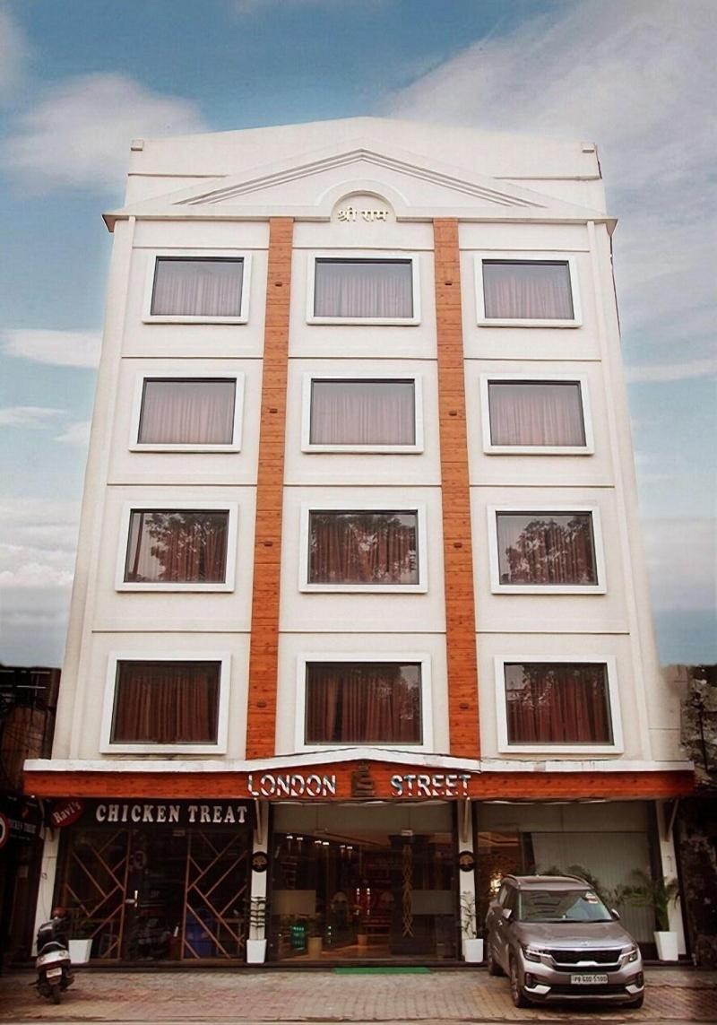 Treehouse London Street Amritsar — general view