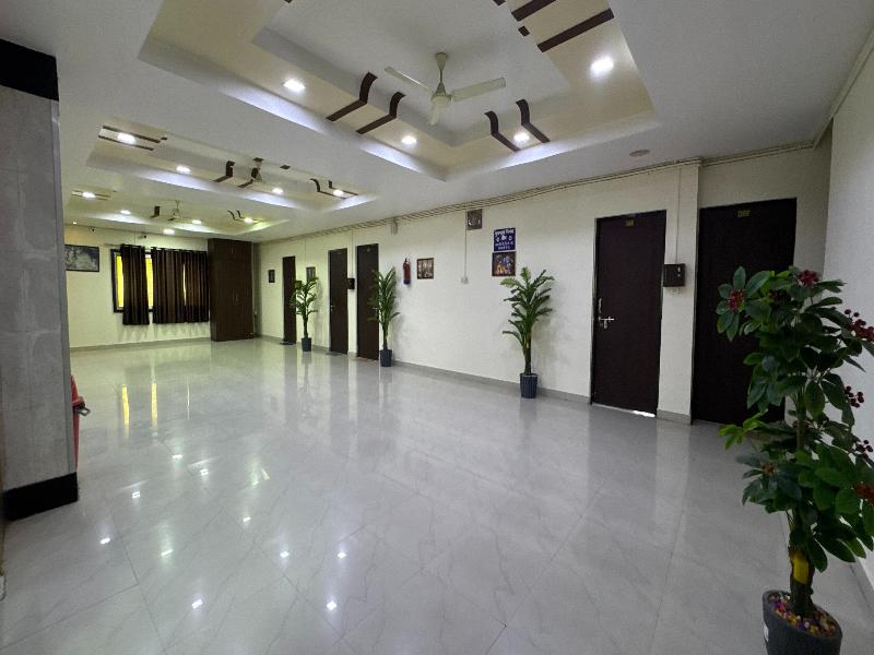 Hotel Lotus Inn near Udaipur City Railway Station image