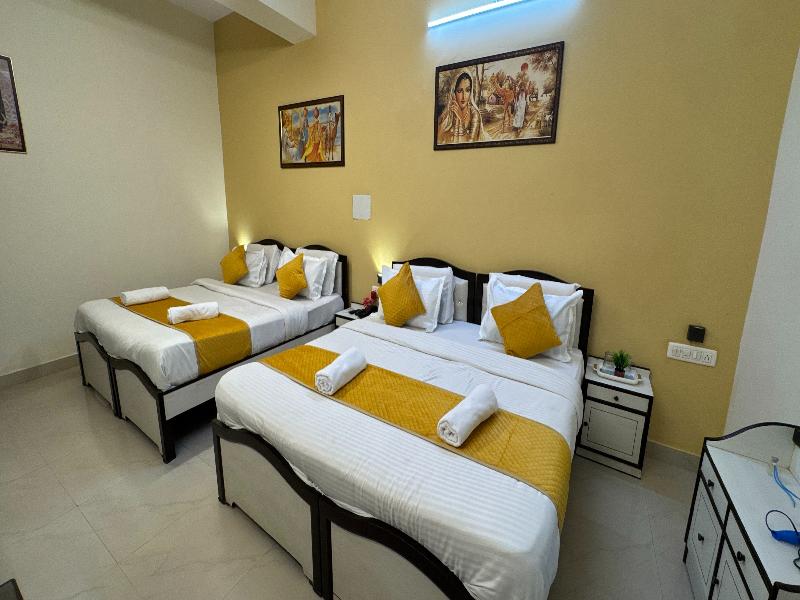 Hotel Lotus Inn near Udaipur City Railway Station image