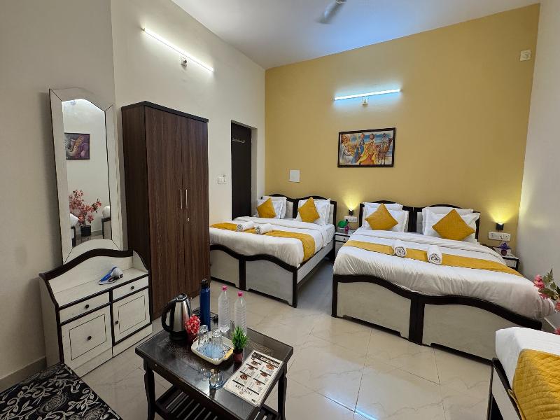 Hotel Lotus Inn near Udaipur City Railway Station image