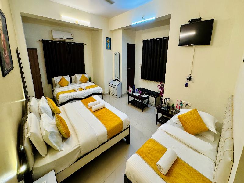 Hotel Lotus Inn near Udaipur City Railway Station image