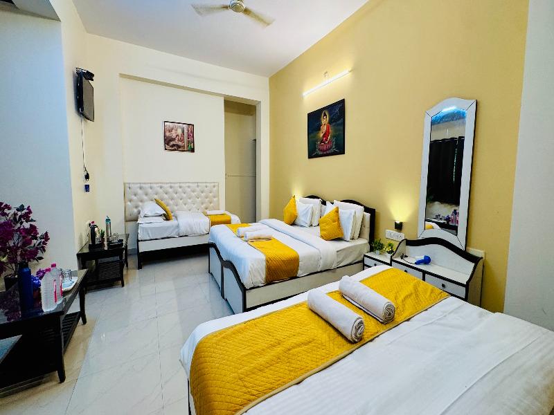 Hotel Lotus Inn near Udaipur City Railway Station image