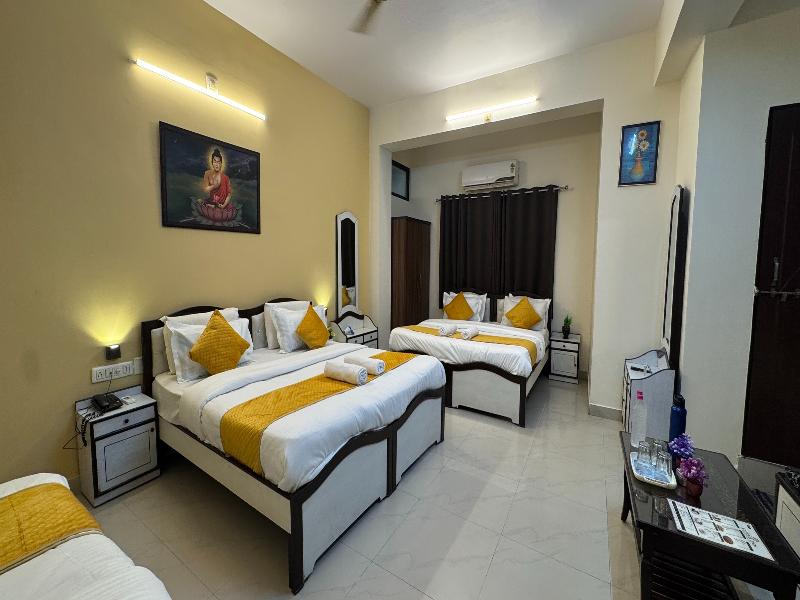 Hotel Lotus Inn near Udaipur City Railway Station image