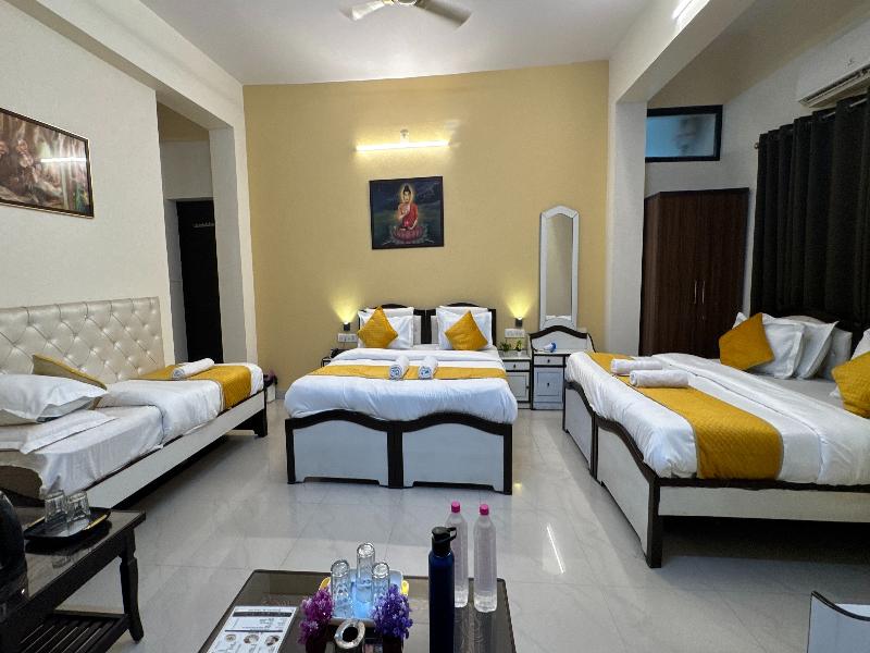 Hotel Lotus Inn near Udaipur City Railway Station image