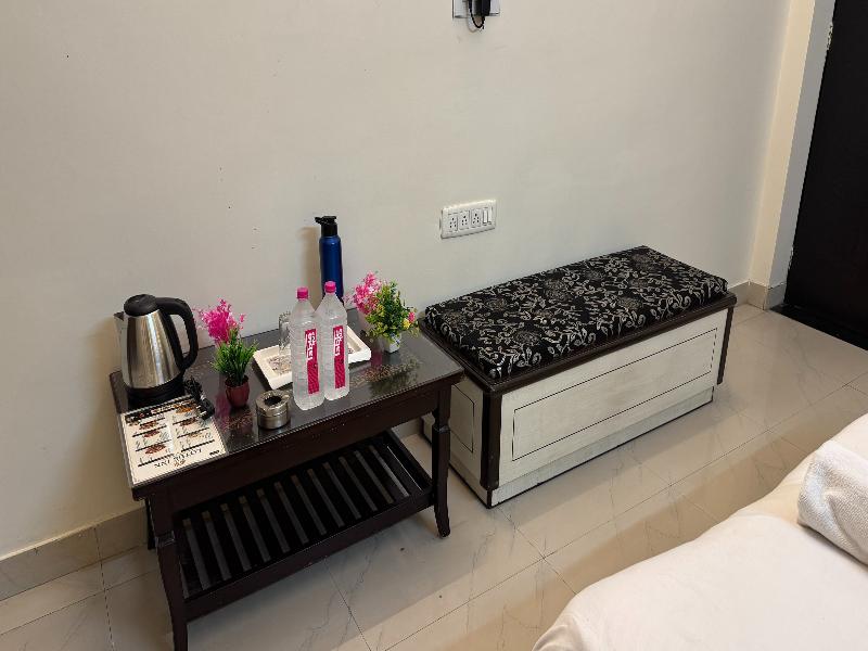 Hotel Lotus Inn near Udaipur City Railway Station image