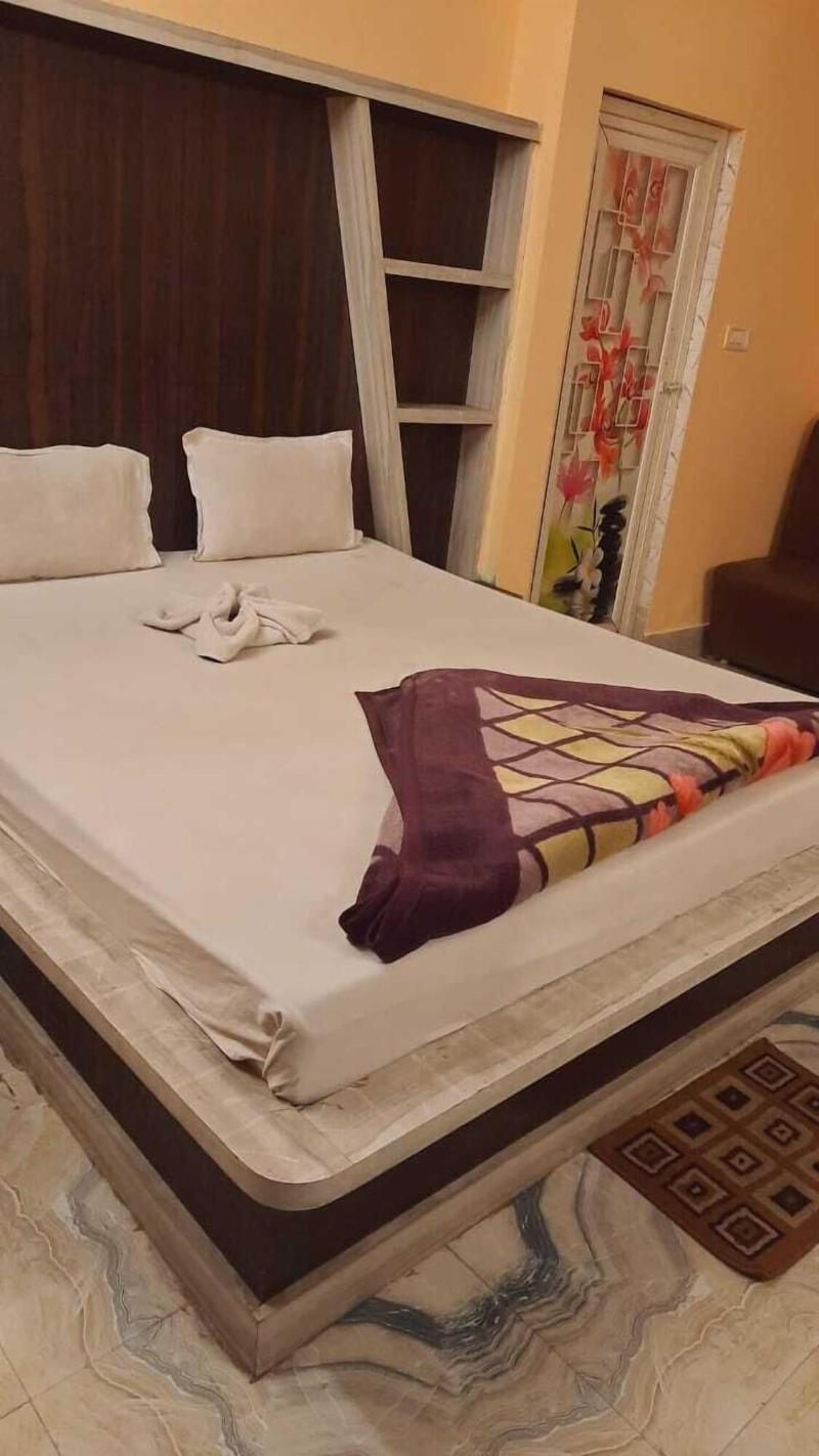 Hotel Raj image