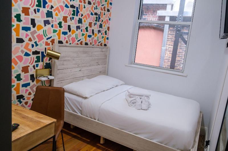 The Flat Nyc image