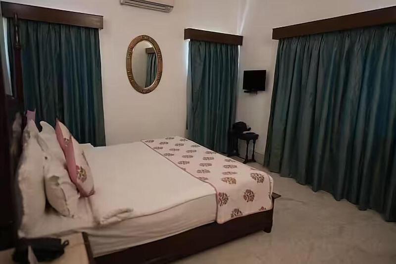 Hotel Amar Kothi image