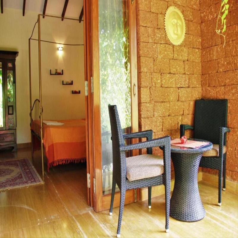 Papa Jolly Eco Resort Near Morjim Beach image