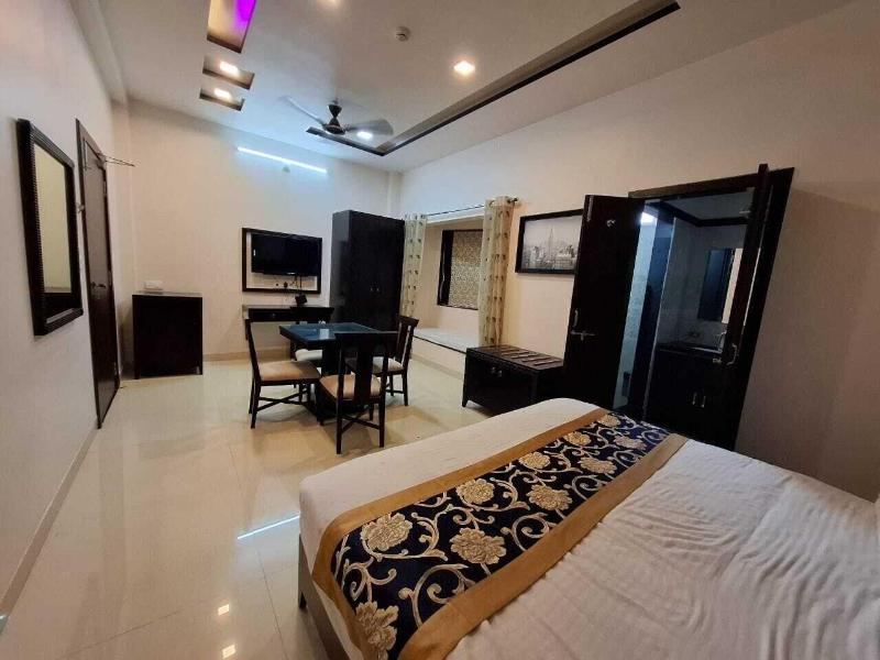 Palace View Hotel image