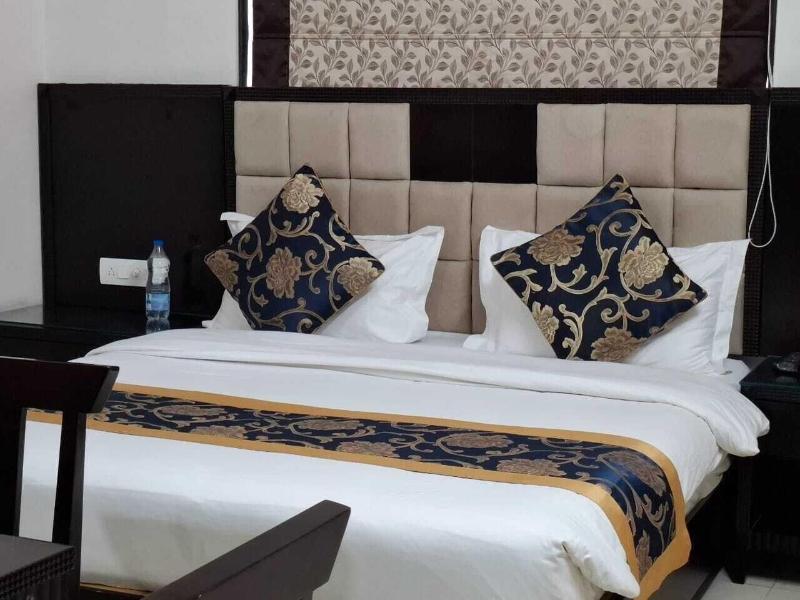 Palace View Hotel image