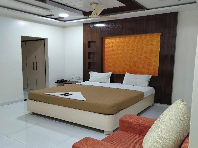 Skb Hotel Grand Days image
