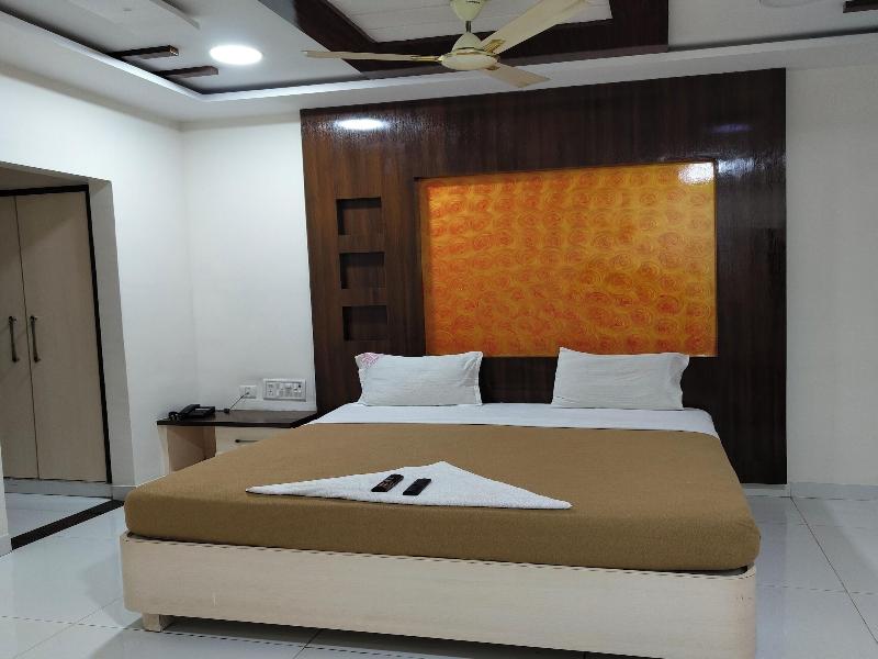Skb Hotel Grand Days image