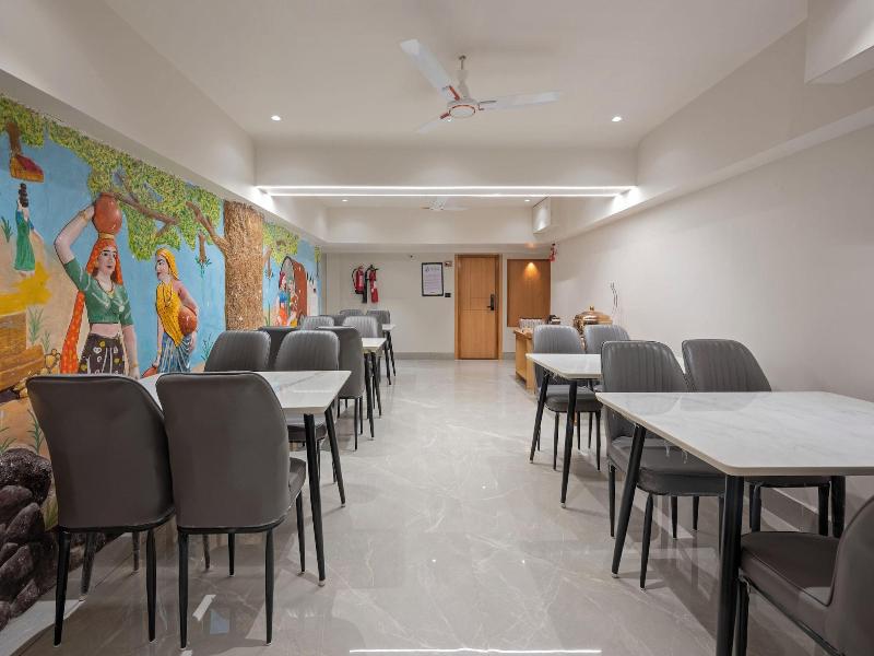 Treebo Shree Krishna Palace image