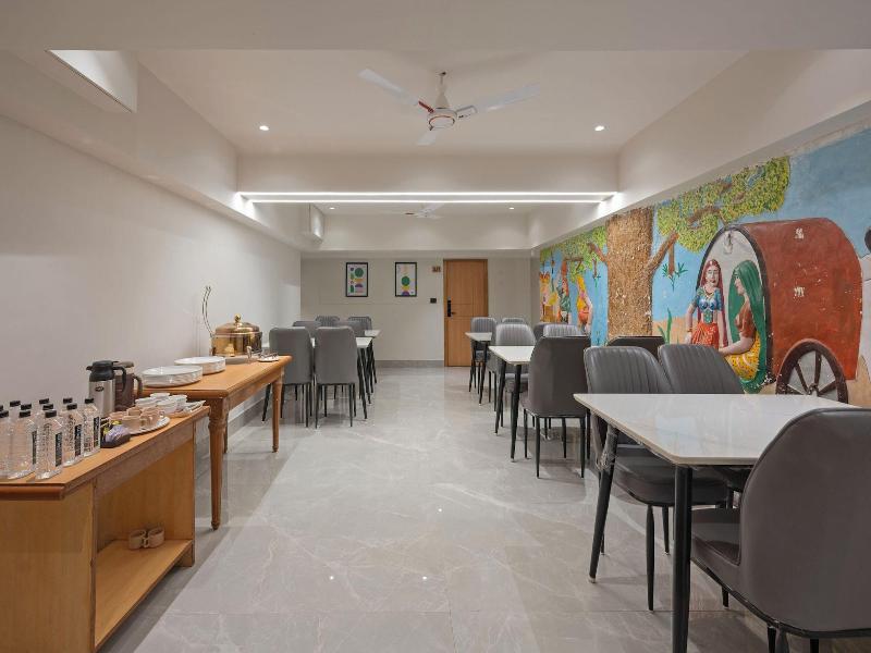 Treebo Shree Krishna Palace image