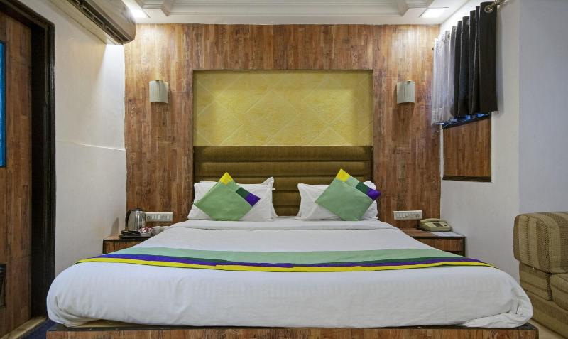 Treebo Shree Krishna Palace image