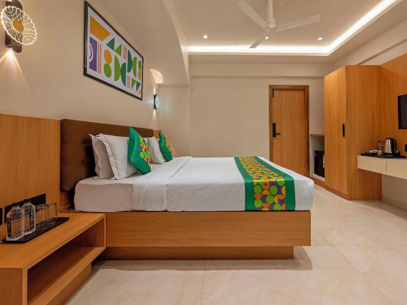Treebo Shree Krishna Palace image