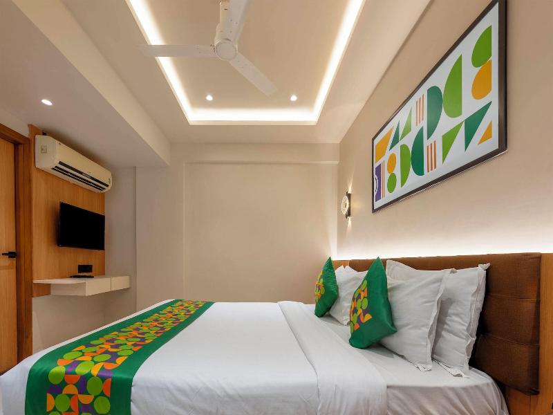 Treebo Shree Krishna Palace image