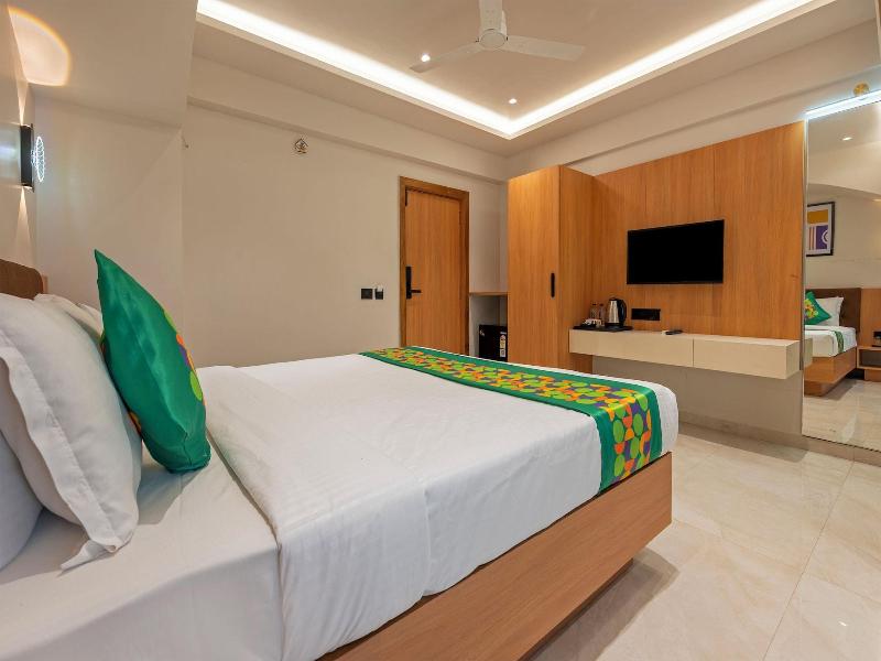 Treebo Shree Krishna Palace image