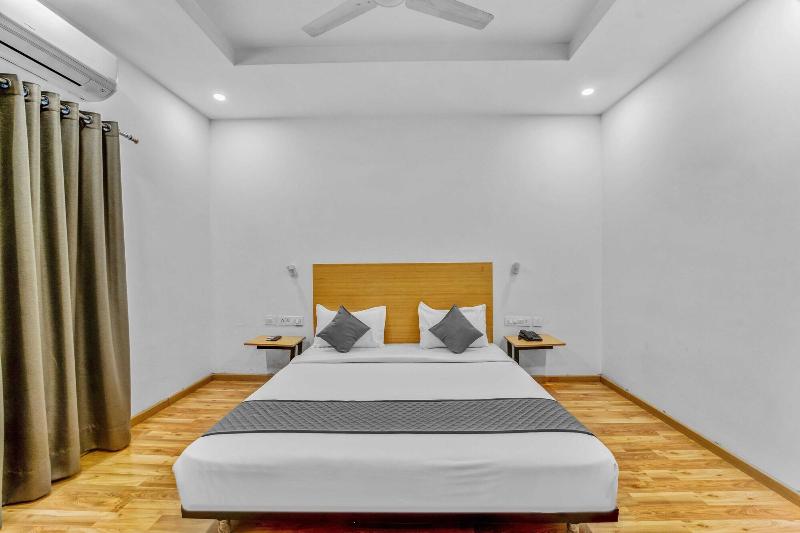 Upar Hotels Nungambakkam image