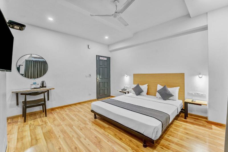 Upar Hotels Nungambakkam image