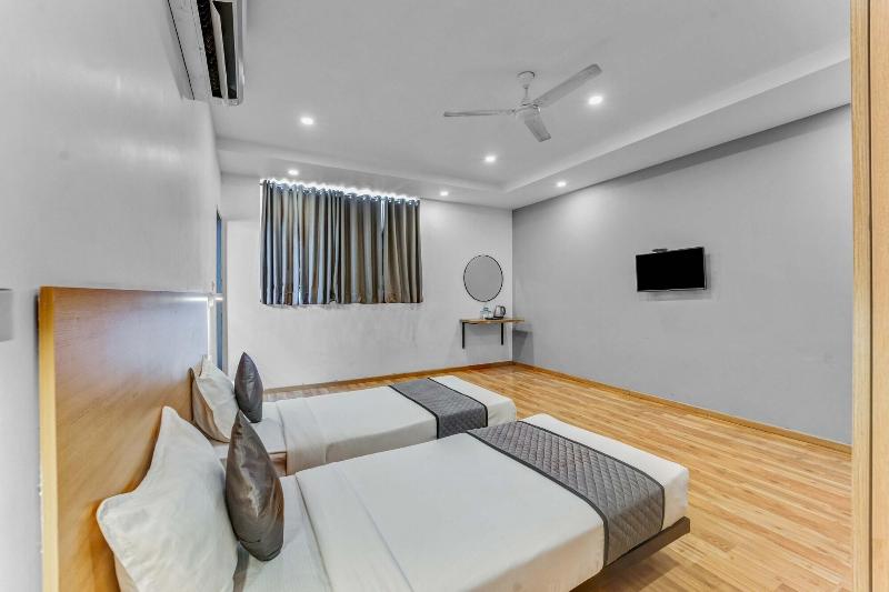 Upar Hotels Nungambakkam image