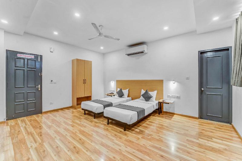 Upar Hotels Nungambakkam image