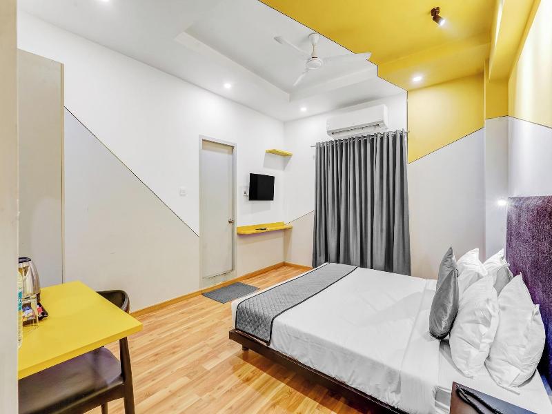 Upar Hotels Nungambakkam image