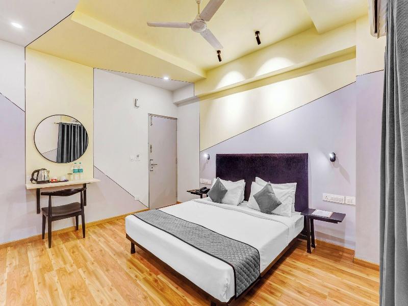 Upar Hotels Nungambakkam image