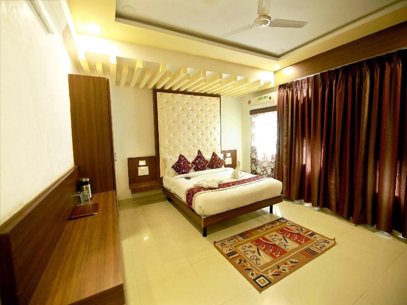 Hotel Sunflower image