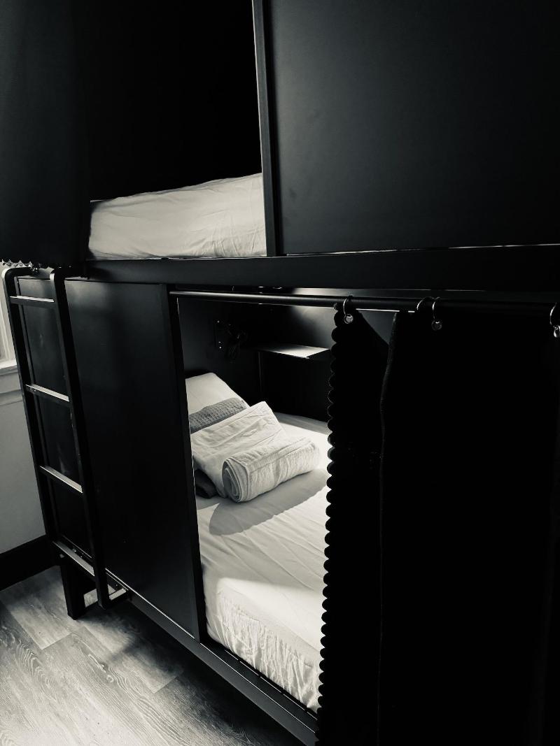 Kama Central Park Hostel image